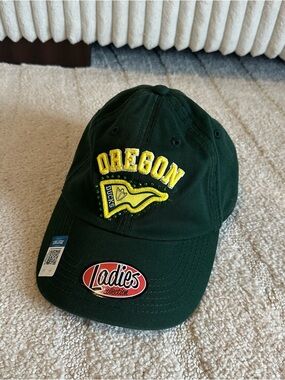 Oregon Ducks Women’s Embroidered Rhinestone Baseball Cap